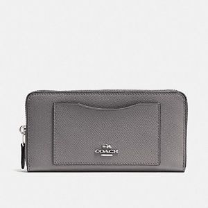 NWT Coach Accordion Zip Wallet Heather Grey